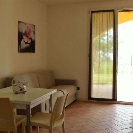 Residence Karina Moniga del Garda ภายนอก รูปภาพ